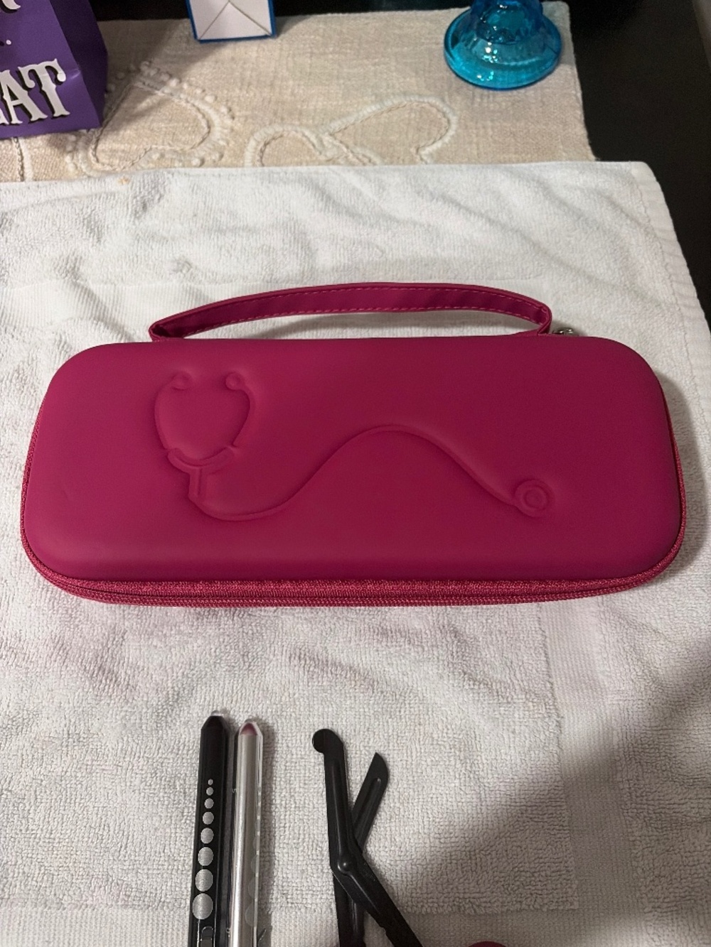 Stethoscope case with accessories